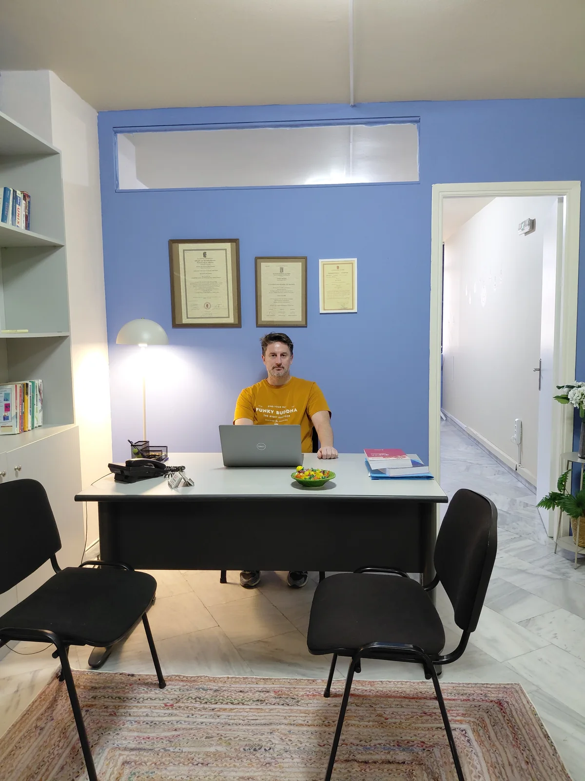 Ο Ιωάννης Δεληγιάννης στο γραφείο του Προς Πολυτεχνείο